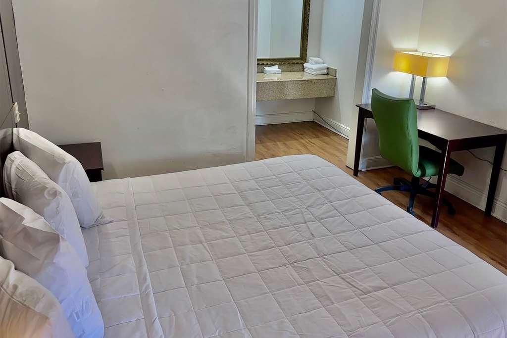 Travelodge By Wyndham Baton Rouge East ห้อง รูปภาพ